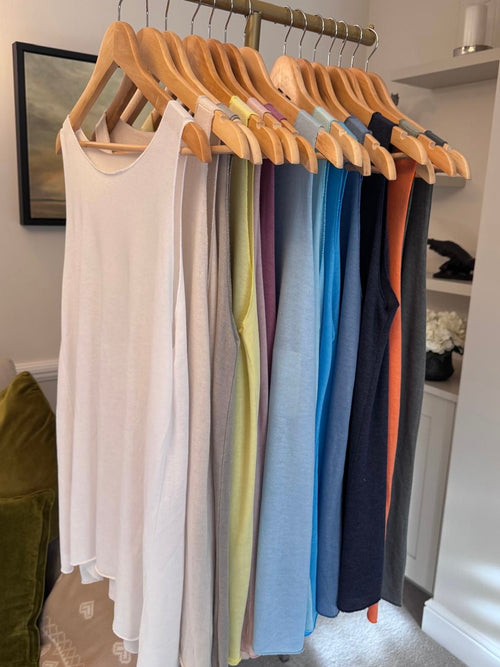 Luxury Italian-Made Stretch Vest – One Size